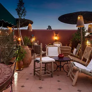 2* Couette-café Dar El Arsa Rooftop & Jacuzzi