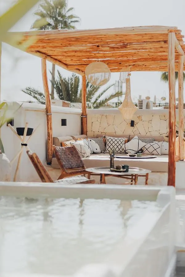 Kenzara Suites & Pool, Your Private Escape Marrakesch Riad